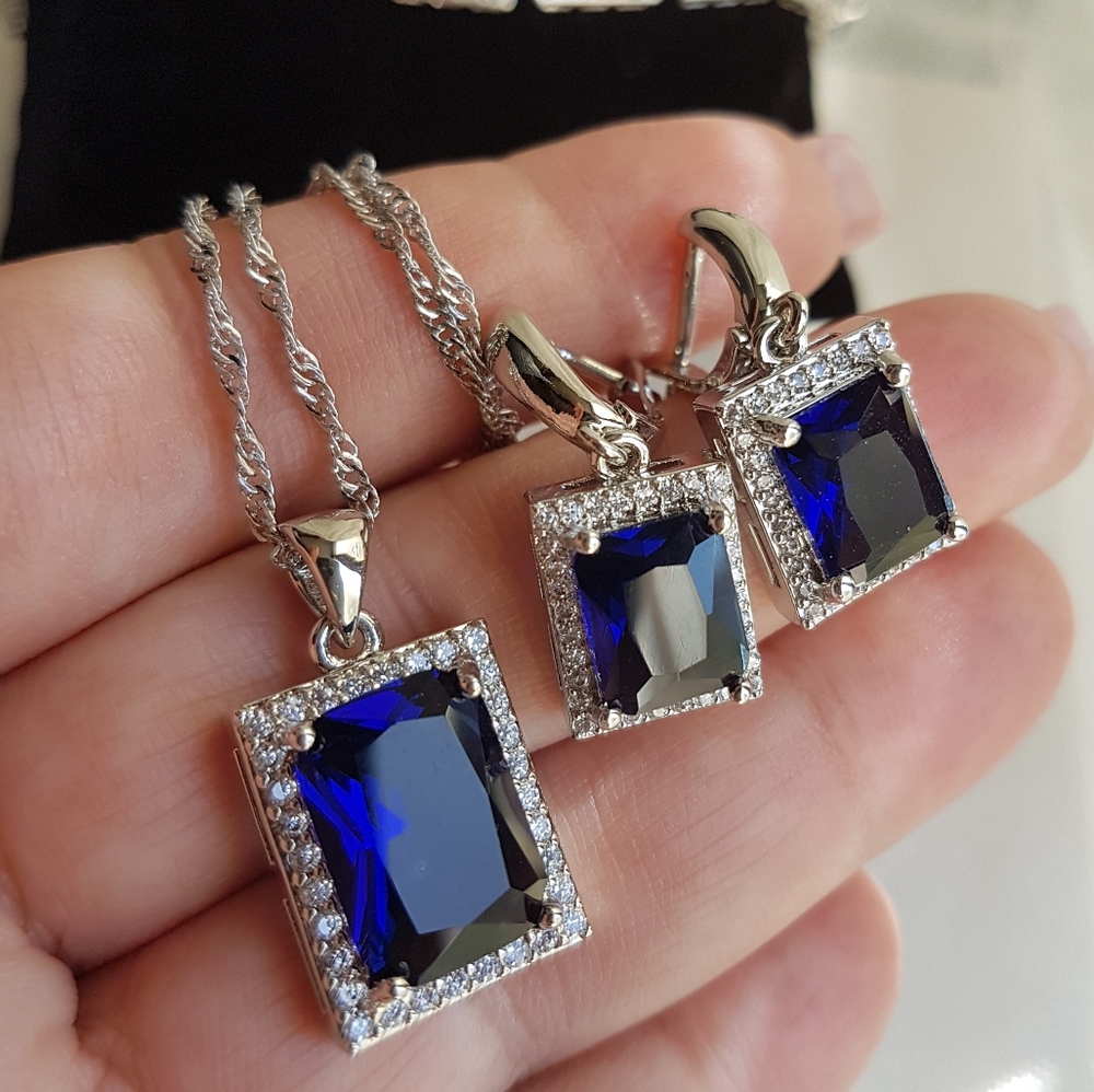 Swarovski Elements 925 Sterling Silver Emerald-cut Blue Pendant Necklace NEW - Picture 6 of 17